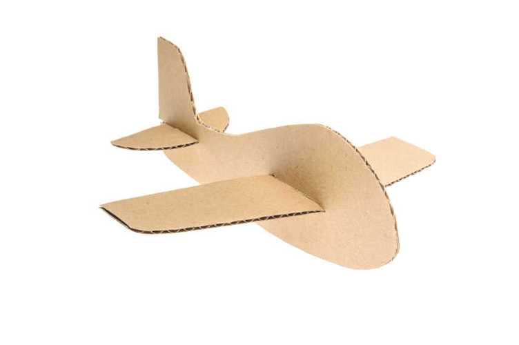 纸飞机模型的相关图片